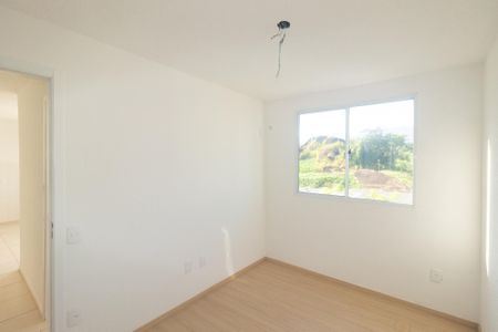 Quarto 1 de apartamento para alugar com 2 quartos, 41m² em Campo Grande, Rio de Janeiro