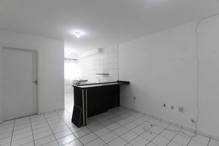 Sala de apartamento para alugar com 2 quartos, 49m² em Jardim da Laranjeira (zona Leste), São Paulo