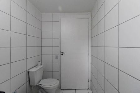 Apartamento para alugar com 49m², 2 quartos e 1 vaga Apartamento para alugar com 49m², 2 quartos e 1 vagaBanheiro
