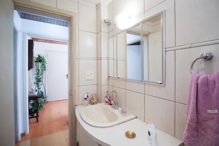 Apartamento à venda com 65m², 2 quartos e 1 vaga Apartamento à venda com 65m², 2 quartos e 1 vagaBanheiro