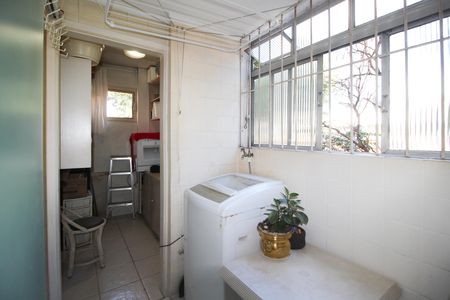 Apartamento à venda com 65m², 2 quartos e 1 vaga Apartamento à venda com 65m², 2 quartos e 1 vagaÁrea de Serviço