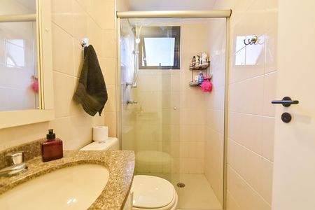 Apartamento à venda com 65m², 2 quartos e 2 vagas Apartamento à venda com 65m², 2 quartos e 2 vagasBanheiro