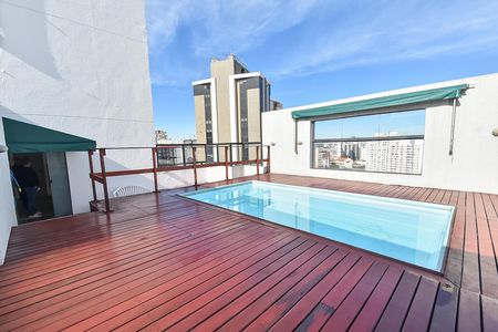 Apartamento à venda com 65m², 2 quartos e 2 vagas Apartamento à venda com 65m², 2 quartos e 2 vagasÁrea comum - Piscina