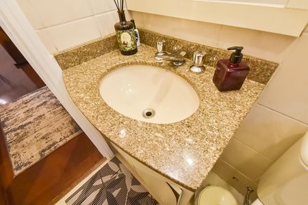Apartamento à venda com 65m², 2 quartos e 2 vagas Apartamento à venda com 65m², 2 quartos e 2 vagasBanheiro