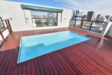Apartamento à venda com 65m², 2 quartos e 2 vagas Apartamento à venda com 65m², 2 quartos e 2 vagasÁrea comum - Piscina