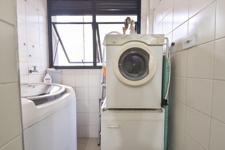 Apartamento à venda com 65m², 2 quartos e 2 vagas Apartamento à venda com 65m², 2 quartos e 2 vagasÁrea de serviço