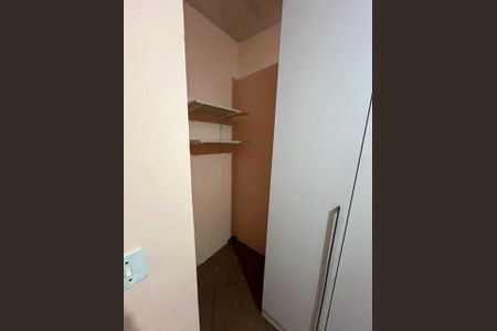 Quarto de casa de condomínio à venda com 2 quartos, 64m² em Vila Taquari, São Paulo