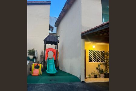 Casa de condomínio à venda com 64m², 2 quartos e 1 vagaÁrea externa