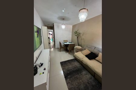 Sala de casa de condomínio à venda com 2 quartos, 64m² em Vila Taquari, São Paulo