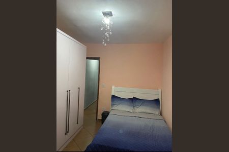 Casa de condomínio à venda com 64m², 2 quartos e 1 vagaQuarto