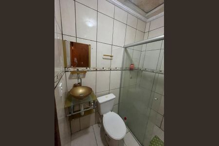 Banheiro de casa de condomínio à venda com 2 quartos, 64m² em Vila Taquari, São Paulo