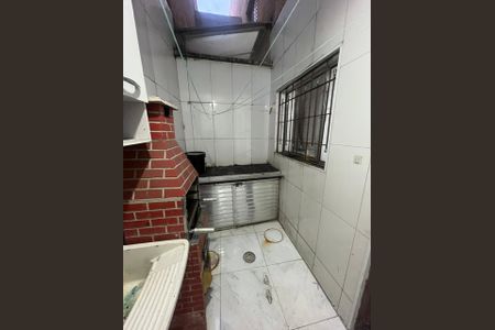 Casa de condomínio à venda com 64m², 2 quartos e 1 vagaÁrea externa