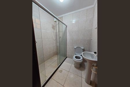 Banheiro de casa de condomínio para alugar com 3 quartos, 150m² em Pedra de Guaratiba, Rio de Janeiro