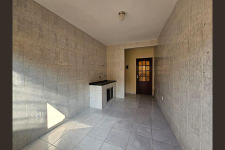 Cozinha de casa de condomínio para alugar com 3 quartos, 150m² em Pedra de Guaratiba, Rio de Janeiro