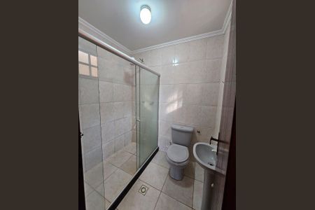 Banheiro de casa de condomínio para alugar com 3 quartos, 150m² em Pedra de Guaratiba, Rio de Janeiro