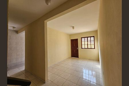 Sala de casa de condomínio para alugar com 3 quartos, 150m² em Pedra de Guaratiba, Rio de Janeiro