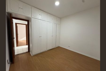 Apartamento para alugar com 116m², 3 quartos e 1 vaga Apartamento para alugar com 116m², 3 quartos e 1 vagaQuarto 2