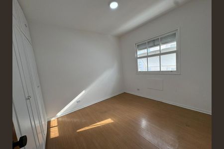 Quarto 3 de apartamento para alugar com 3 quartos, 116m² em Gonzaga, Santos