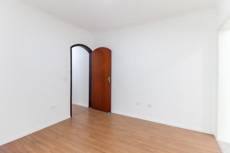 Casa para alugar com 200m², 3 quartos e 2 vagasSala
