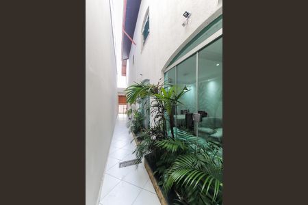 Casa para alugar com 200m², 3 quartos e 2 vagasCorredor Externo