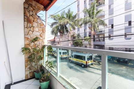 Casa para alugar com 200m², 3 quartos e 2 vagasVaranda Quarto 2 - Suíte