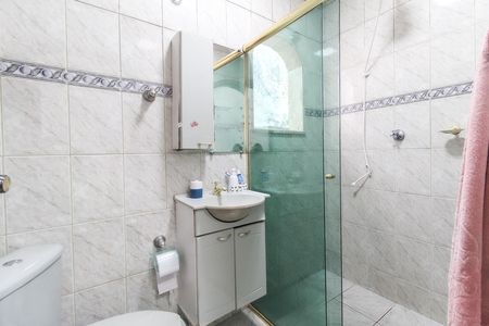 Casa para alugar com 200m², 3 quartos e 2 vagasBanheiro Social