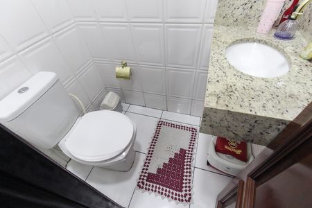 Casa para alugar com 200m², 3 quartos e 2 vagasLavabo
