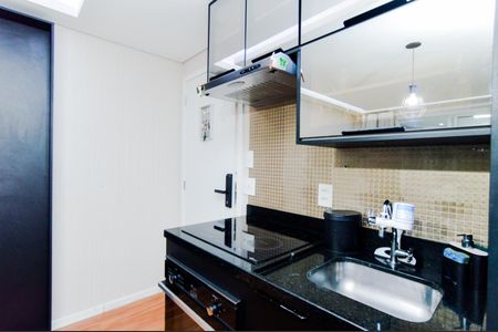 Cozinha de kitnet/studio para alugar com 1 quarto, 38m² em Jardim Flor da Montanha, Guarulhos