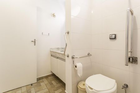 Apartamento para alugar com 55m², 1 quarto e 1 vaga Apartamento para alugar com 55m², 1 quarto e 1 vagaBanheiro