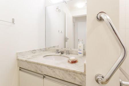 Apartamento para alugar com 55m², 1 quarto e 1 vaga Apartamento para alugar com 55m², 1 quarto e 1 vagaBanheiro