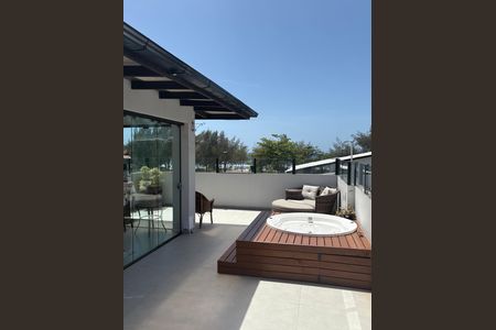 Apartamento para alugar com 2 quartos, 120m² em Armação, Florianópolis