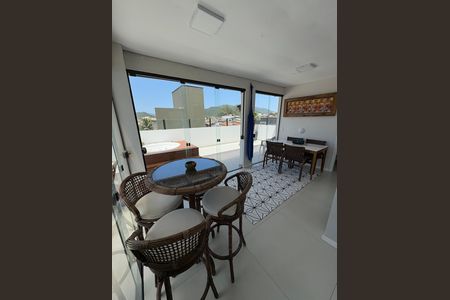 Apartamento para alugar com 120m², 2 quartos e 2 vagas