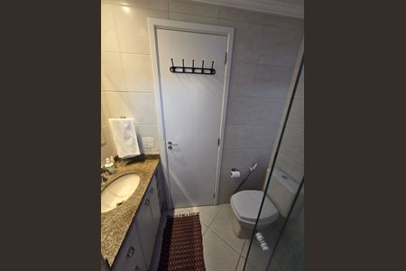 Apartamento à venda com 118m², 3 quartos e 3 vagasBanheiro 