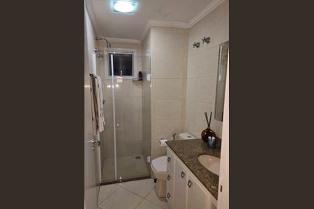 Apartamento à venda com 118m², 3 quartos e 3 vagasBanheiro 