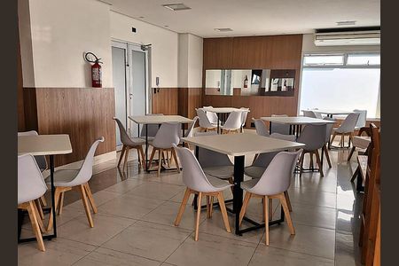 Apartamento à venda com 60m², 2 quartos e 2 vagasÁrea comum - Salão de festas