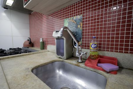 Apartamento à venda com 60m², 2 quartos e 2 vagasCozinha