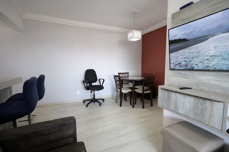 Apartamento à venda com 60m², 2 quartos e 2 vagasSala