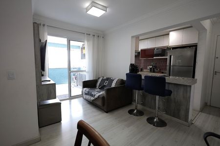 Apartamento à venda com 60m², 2 quartos e 2 vagasSala