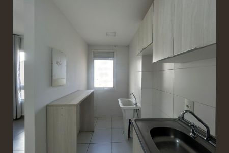 Apartamento para alugar com 6m², 2 quartos e 1 vaga Apartamento para alugar com 6m², 2 quartos e 1 vagaCozinha e Área de Serviço