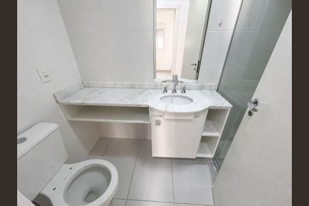 Apartamento para alugar com 6m², 2 quartos e 1 vaga Apartamento para alugar com 6m², 2 quartos e 1 vagaBanheiro