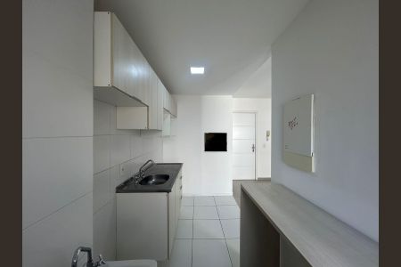 Apartamento para alugar com 6m², 2 quartos e 1 vaga Apartamento para alugar com 6m², 2 quartos e 1 vagaCozinha e Área de Serviço