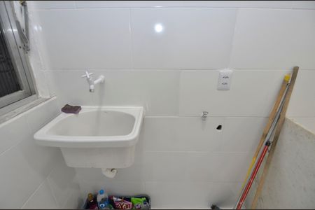 Apartamento à venda com 58m², 2 quartos e 1 vaga Apartamento à venda com 58m², 2 quartos e 1 vagaÁrea de Serviço