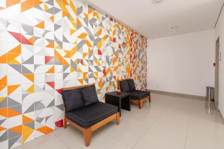 Studio à venda com 37m², 1 quarto e 1 vaga Studio à venda com 37m², 1 quarto e 1 vagaHall social