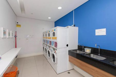 Studio à venda com 37m², 1 quarto e 1 vaga Studio à venda com 37m², 1 quarto e 1 vagaÁrea comum - Lavanderia
