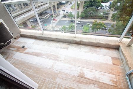 Studio à venda com 37m², 1 quarto e 1 vaga Studio à venda com 37m², 1 quarto e 1 vagaTerraço