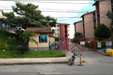 Apartamento para alugar com 45m², 2 quartos e 1 vagaFachada e portaria