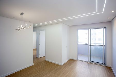 Sala de apartamento para alugar com 3 quartos, 55m² em Jardim Canhema, Diadema