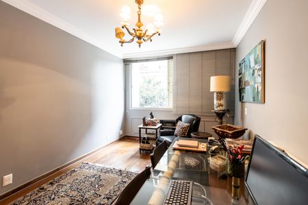 Apartamento à venda com 270m², 3 quartos e 2 vagas