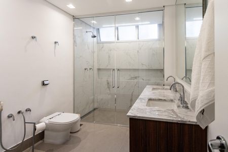 Apartamento à venda com 270m², 3 quartos e 2 vagas