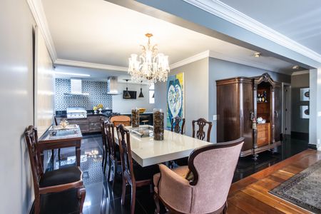 Apartamento à venda com 270m², 3 quartos e 2 vagas